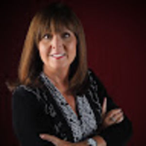 Meet your Posher, Lisa marie